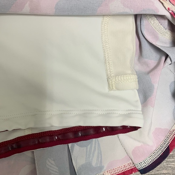 Lululemon Pace Setter Inky Floral Bumble Berry 6 - Picture 5 of 14